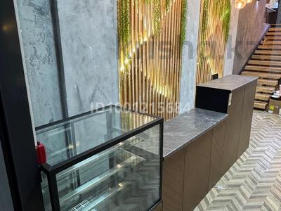 Аренда коммерческой недвижимости в Астане: Свободное назначение, офисы, магазины и бутики, общепит, салоны красоты, фитнес и спорт, образование, развлечения, кабинеты и рабочие места, студии · 25 м² за 390 000 〒 Свободное назначение, офисы, магазины и бутики, общепит, салоны красоты, фитнес и спорт, образование, развлечения, кабинеты и рабочие места, студии · 25 м² за 390 000 〒 в Астане, Нура р-н