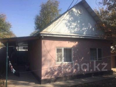 Отдельный дом · 2 комнаты · 45 м² · помесячно, Абая 19 за 90 000 〒 в Абае
