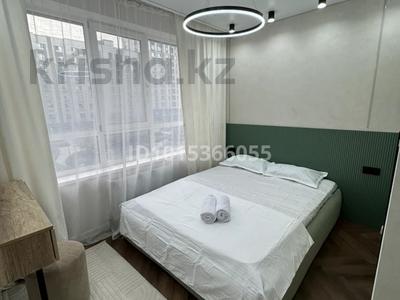 2-комнатная квартира · 60 м² · 3/16 этаж, мкр Кайтпас 1, Жк Гранд Парк — Сдам однокомнатную квартиру в Каратауском районе, в шаговой доступности зоопарк, дендропарк, блинчик, салоны красоты, маркеты, кофейня. В квартире имеется: * Смарт ТВ * Холодильник * Пылесос * Утюг * Посуда * Фен * Туалетные принадлежности * Чистая постель * Полотенце Квартира не сдается для вечеринок, и людям с животными. Заезд в 14:00, выезд 12:00. за 15 000 ₸ в Шымкенте, Каратауский р-н