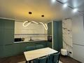 2-комнатная квартира · 60 м² · 3/16 этаж, мкр Кайтпас 1, Жк Гранд Парк — Сдам однокомнатную квартиру в Каратауском районе, в шаговой доступности зоопарк, дендропарк, блинчик, салоны красоты, маркеты, кофейня. В квартире имеется: * Смарт ТВ * Холодильник * Пылесос * Утюг * Посуда * Фен * Туалетные принадлежности * Чистая постель * Полотенце Квартира не сдается для вечеринок, и людям с животными. Заезд в 14:00, выезд 12:00. за 17 000 ₸ в Шымкенте, Каратауский р-н — фото 6