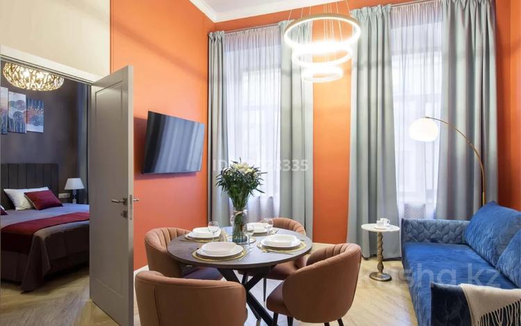 2-комнатная квартира · 40 м² · 10/12 этаж, Туран 34а за 20 000 ₸ в Астане, Нура р-н — фото 2