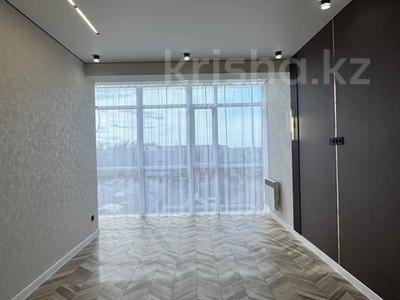 2-бөлмелі пәтер · 71 м² · 5/10 қабат, Ульяны Громовой 27/1, бағасы: 32 млн ₸ в Уральске