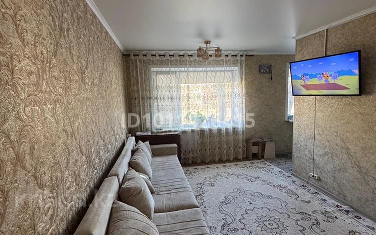3-бөлмелі пәтер · 60 м² · 2/5 қабат, Мухтар Ауэзова 42 — Уак, Нарык, Болашак, бағасы: 15.5 млн ₸ в Экибастузе — фото 2