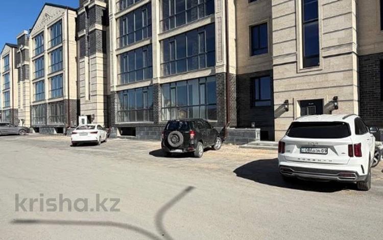 2-комнатная квартира · 45 м² · 3/4 этаж, мкр Юго-Восток, Алтын Арка 18 за 27 млн ₸ в Караганде, Казыбек би р-н — фото 2