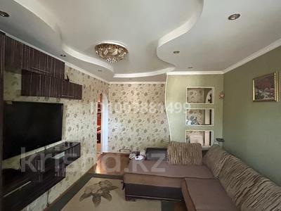 3-комнатная квартира · 58 м² · 2/4 этаж, 1 мкр 21 дом — 1 микрорайн 21 дом, возле 2й Гимназии и городской библиотеки за 26 млн 〒 в Конаеве