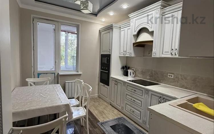 2-комнатная квартира · 55 м² · 2/14 этаж, мкр Акбулак, 1-я улица за 37.5 млн ₸ в Алматы, Алатауский р-н — фото 29