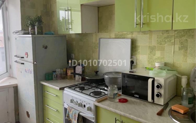 3-бөлмелі пәтер · 57.5 м² · 3/5 қабат, Дуйсенова 102, бағасы: 18 млн 〒 в  — фото 2