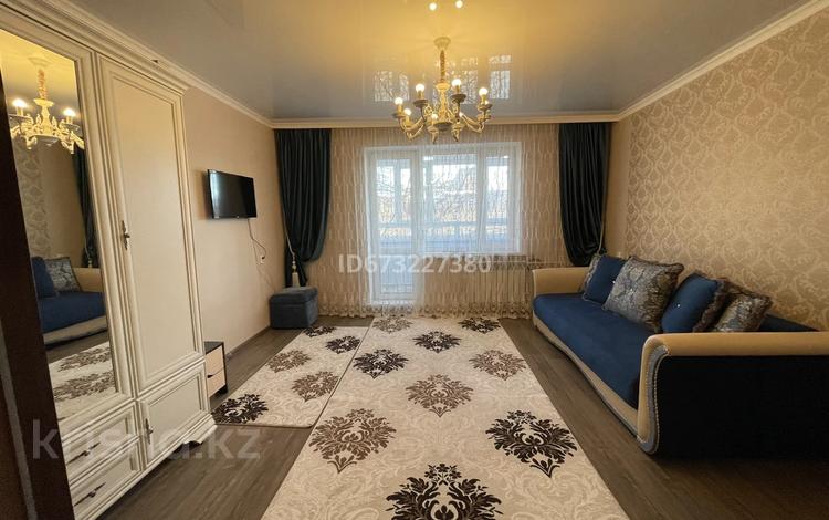 1-комнатная квартира · 42 м² · 3/10 этаж, Голубые Пруды 6 за 15.5 млн ₸ в Караганде — фото 2
