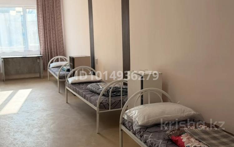 1 комната · 35 м², Доспанова 2п — Жургенова за 40 000 ₸ в Астане — фото 2