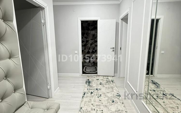 2-бөлмелі пәтер · 61 м² · 3/5 қабат, 32В ш/а. 83, бағасы: 18 млн ₸ в Актау, 32В мкр — фото 2