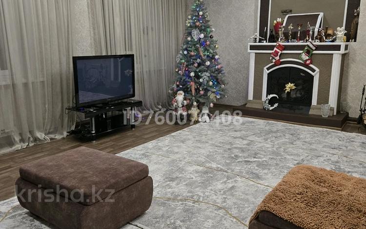Үйдің бір бөлігі · 7 бөлме · 450 м² · 15 жүзд., Ерганата кошербаева 62 А 5 — Возле 12 школы, бағасы: 100 млн ₸ в Экибастузе — фото 2