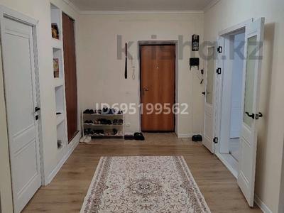 4-бөлмелі пәтер · 125 м² · 2/9 қабат, мкр. Алмагуль, Мкр-н Алмагуль — Возле Бакдаулета, бағасы: 50 млн ₸ в Атырау