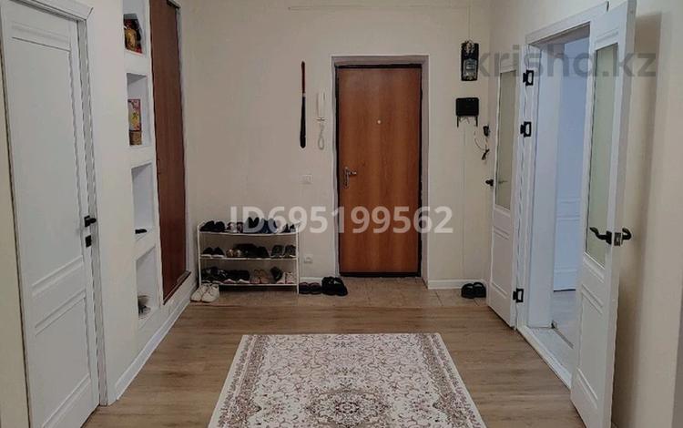 4-бөлмелі пәтер · 125 м² · 2/9 қабат, мкр. Алмагуль, Мкр-н Алмагуль — Возле Бакдаулета, бағасы: 50 млн ₸ в Атырау — фото 2