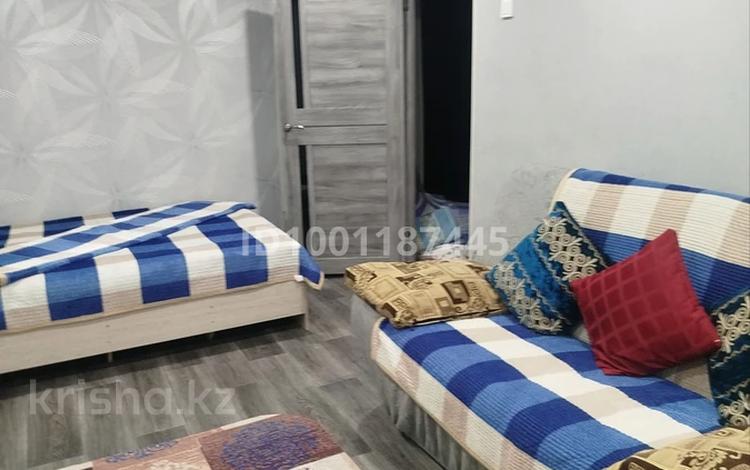 1-комнатная квартира · 36 м² · 2/5 этаж, Абылайхана 10 за 12 000 〒 в Астане, Алматы р-н — фото 2