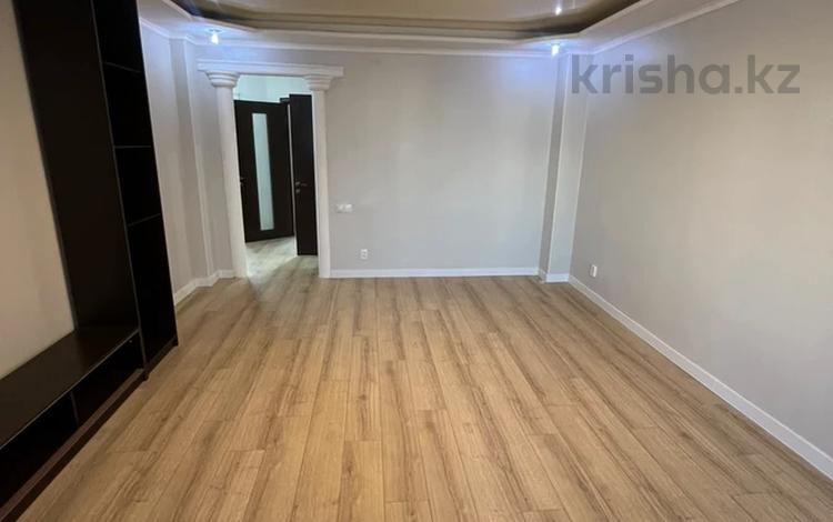 2-бөлмелі пәтер · 60.9 м² · 3/9 қабат, мкр Жана Орда, бағасы: 22.5 млн ₸ в Уральске — фото 2