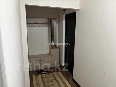2-бөлмелі пәтер · 45 м² · 2/5 қабат, Жансая ш/а. 11 — возле Магазина Piv-ko, бағасы: 12 млн ₸ в Таразе, мкр Жансая