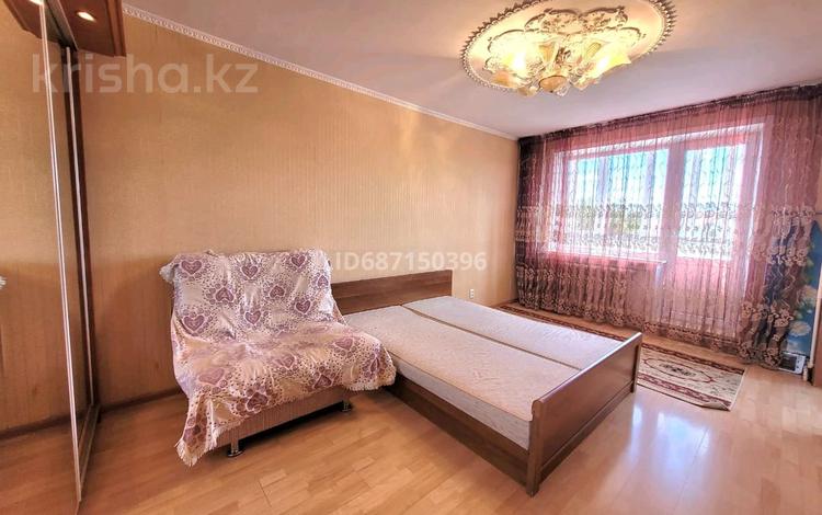 1-бөлмелі пәтер, 40 м², 5/10 қабат ай сайын, М. Горького 41, бағасы: 130 000 〒 в Павлодаре — фото 2