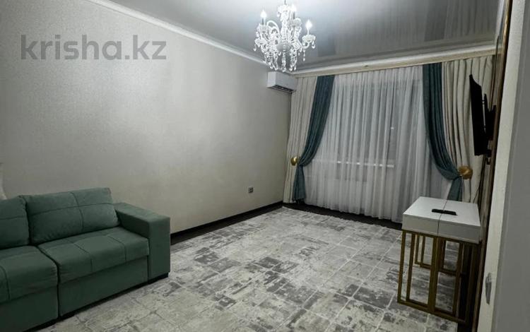 2-бөлмелі пәтер · 64 м² · 5/5 қабат, Алтын орда ш/а., санкибай батыра, бағасы: 23 млн ₸ в Актобе, мкр. Алтын орда — фото 2