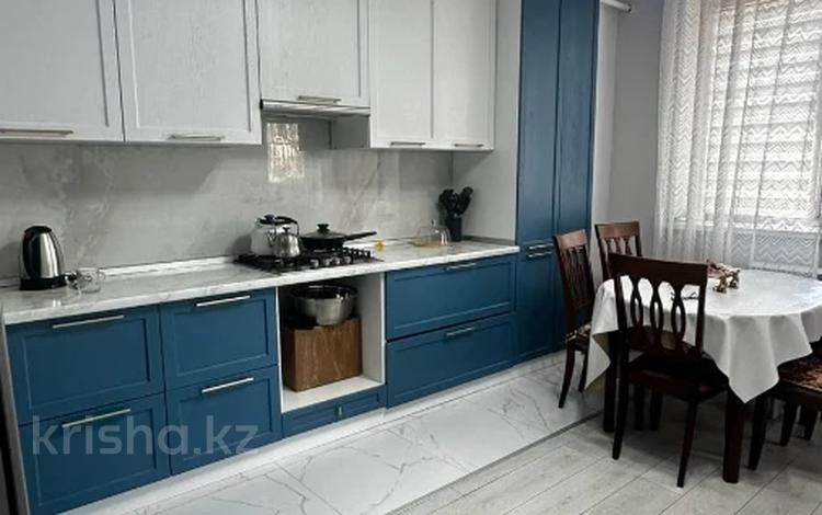 3-комнатная квартира · 90 м² · 1/5 этаж, мкр. Алтын орда за 39 млн ₸ в Актобе — фото 2