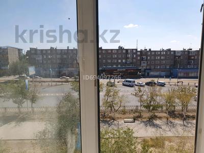 2-комнатная квартира, 69 м², 4/5 этаж помесячно, Алашахана 20а за 190 000 〒 в Жезказгане