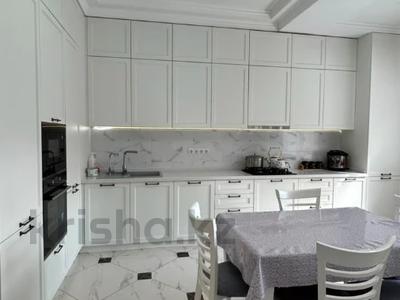 3-комнатная квартира · 120 м² · 4/9 этаж, мкр. Алтын орда, Тауелсиздик за 55 млн ₸ в Актобе