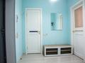 1-комнатная квартира, 50 м², 2/9 этаж посуточно, Сатпаева 2В за 12 000 〒 в Атырау — фото 15