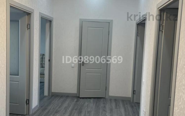 3-комнатная квартира · 105 м² · 4/10 этаж, мкр. Алтын орда, Молдагулова 62 за 350 000 〒 в Актобе — фото 29