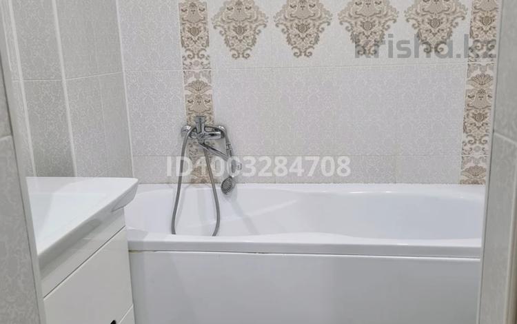 1-бөлмелі пәтер · 43 м² · 2/3 қабат, мкр Жеруйык, Нарембаева 17/4, бағасы: 190 000 ₸ в Атырау — фото 2