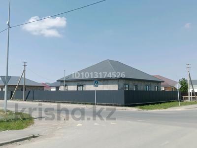Часть дома · 4 комнаты · 195 м² · , Акжар-2 — Угловойда тұр за 30 млн ₸ в Атырау
