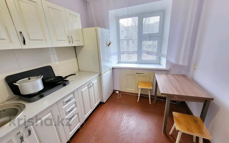 1-бөлмелі пәтер, 34 м², 5/5 қабат ай сайын, Чернышевского 110, бағасы: 60 000 〒 в Темиртау — фото 2