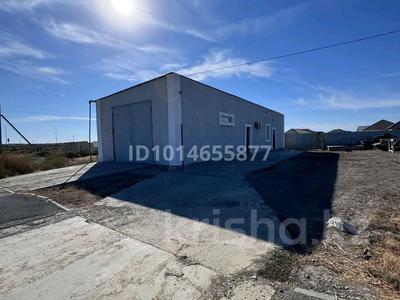 Гараж · 60 м² · мкр Аксай-2, 17 3 — 19 за 120 000 ₸ в Атырау