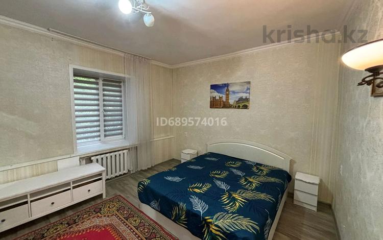 2-комнатная квартира, 53 м², 1/3 этаж помесячно, мкр Новый Город, Абая 28