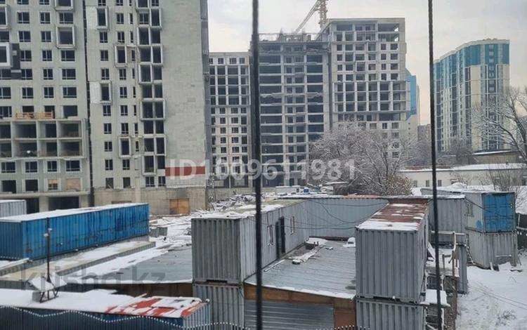 3-бөлмелі пәтер · 88.3 м² · 2/16 қабат, Ауэзова — Толе би, бағасы: 72 млн ₸ в Алматы, Алмалинский р-н — фото 15