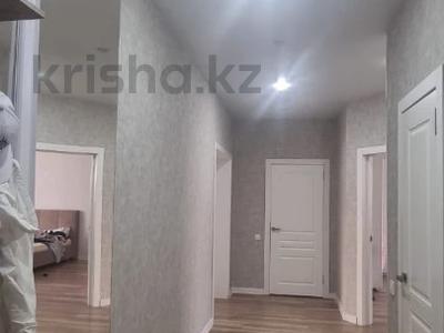 2-комнатная квартира · 77.2 м² · 2/5 этаж, мкр. Алтын орда, Мкр. Батыс-2, — 81 школа за 29 млн ₸ в Актобе