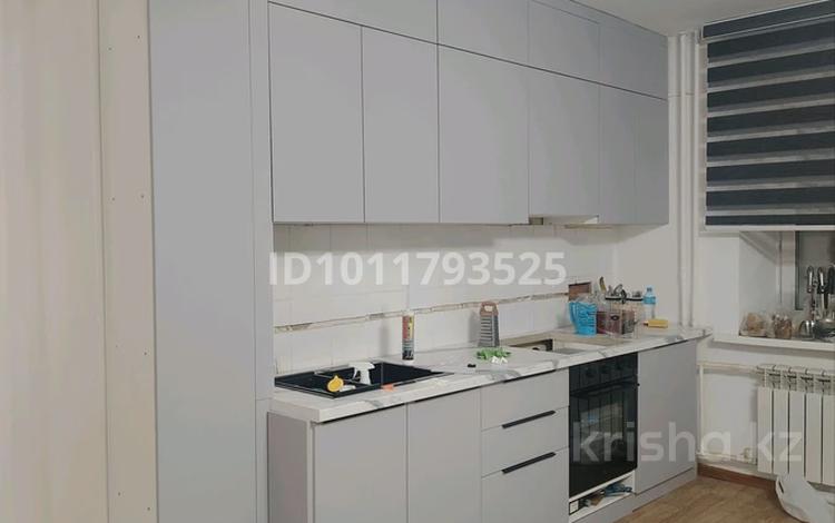3-бөлмелі пәтер · 105 м² · 1/9 қабат, Бориса Александрова 8/5, бағасы: 45 млн ₸ в Усть-Каменогорске — фото 2