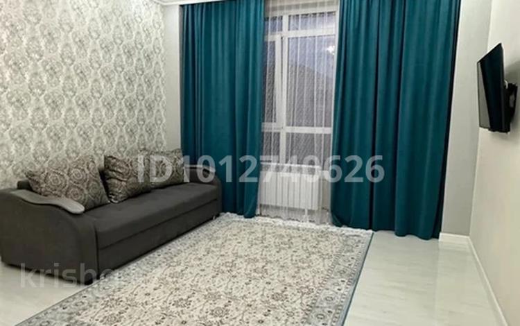 3-бөлмелі пәтер · 70 м² · 6/20 қабат, Туркестан 14 — Орынбор, бағасы: 19 000 ₸ в Астане, Есильский р-н — фото 2