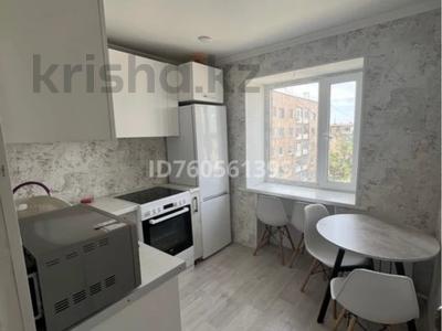 1-бөлмелі пәтер · 30 м² · 5/5 қабат, Гарышкерлер 13, бағасы: 160 000 ₸ в Жезказгане