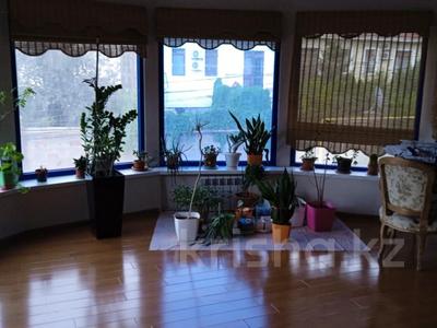 Жеке үй · 5 бөлме · 305 м² · 8 жүзд., Қарғалы ш/а., Рауан, бағасы: 169 млн ₸ в Алматы, Наурызбайский р-н