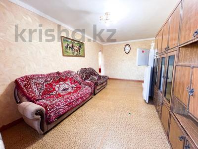 3-комнатная квартира · 60 м² · 3/5 этаж, Жетысу 8 за 15.5 млн 〒 в Талдыкоргане, мкр Жетысу