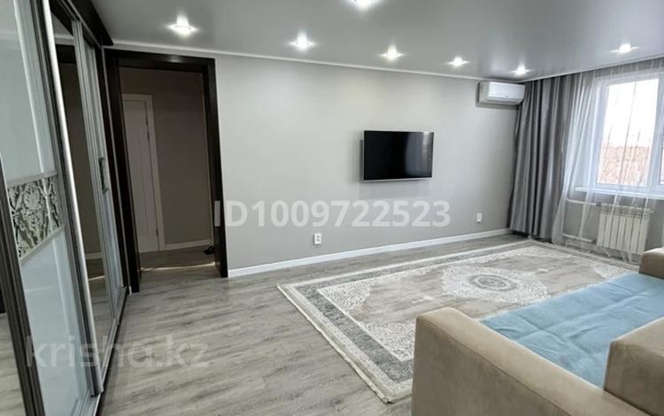 3-бөлмелі пәтер · 64.3 м² · 7/9 қабат, Сатпаева 4 — Оралхан Бокей, бағасы: 33.5 млн ₸ в Усть-Каменогорске — фото 2