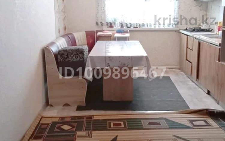 Отдельный дом · 3 комнаты · 100 м² · 5 сот., Байконыр — Новой школы за 18 млн ₸ в  — фото 2