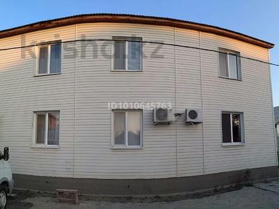 Отдельный дом · 6 комнат · 220 м² · , Байланысшылар — Тулебаев за 35 млн ₸ в Атырау