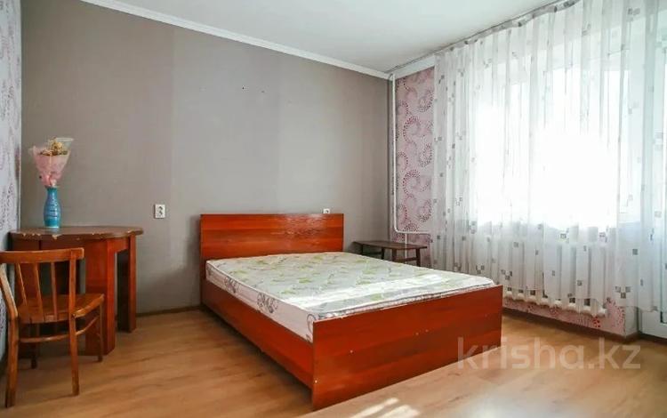 1-комнатная квартира · 40 м² · 2/9 этаж, Самал 2 25 — Dostyk plaza за 300 000 ₸ в Алматы, Медеуский р-н — фото 4