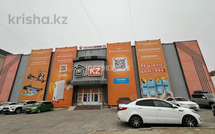 Аренда - №689837654: 17-й мкр — Вдоль центральной дороги в самом центре ...