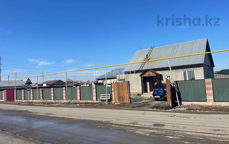 Отдельный дом · 3 комнаты · 80 м² · 8 сот., Батыр баян 105 за 25 млн 〒 в Жаналыке — фото 2