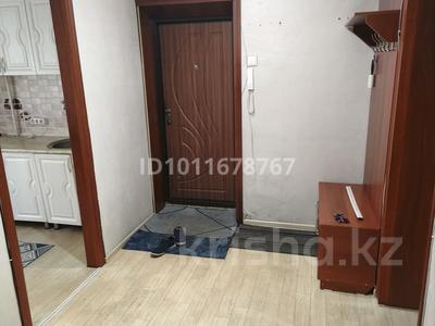 3-бөлмелі пәтер · 63 м² · 3/5 қабат, Дулатова 143, бағасы: 300 000 ₸ в Семее