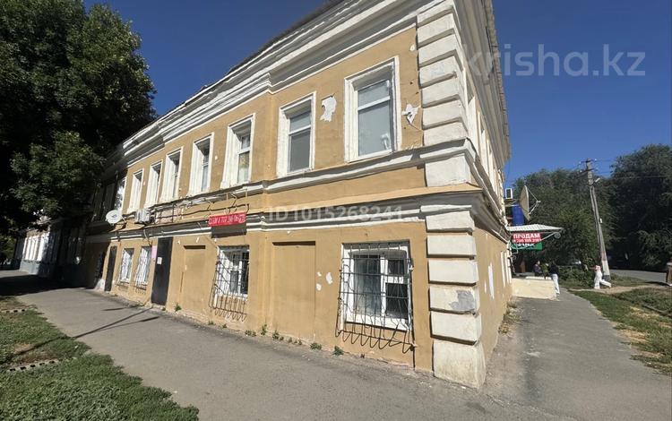 2 комнаты · 30 м² · 1/1 этаж, Чапаева 39 — Помещение находится на проспекте Назарбаева,рядом с Пединститутом за 270 000 ₸ в Уральске — фото 2