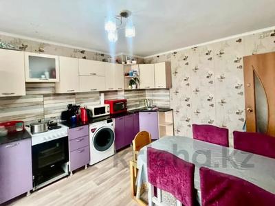 3-комнатная квартира · 82 м² · 8/9 этаж, Кокжал Барака 13/1 за 28.9 млн 〒 в Усть-Каменогорске