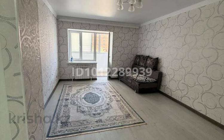 1-бөлмелі пәтер · 50 м² · 2/9 қабат, Мкр. Алтын орда 25Г, бағасы: 150 000 ₸ в Актобе, мкр Авиатор — фото 2