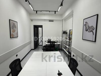Свободное назначение, офисы, магазины и бутики, склады, азс, автосервисы и автомойки, общепит, салоны красоты, сельское хозяйство, бани, гостиницы и зоны отдыха, фитнес и спорт, медцентры и аптеки, образование, развлечения, конференц-залы, кабинеты и рабочие места, студии · 25 м² за 200 000 〒 в Шымкенте, Каратауский р-н